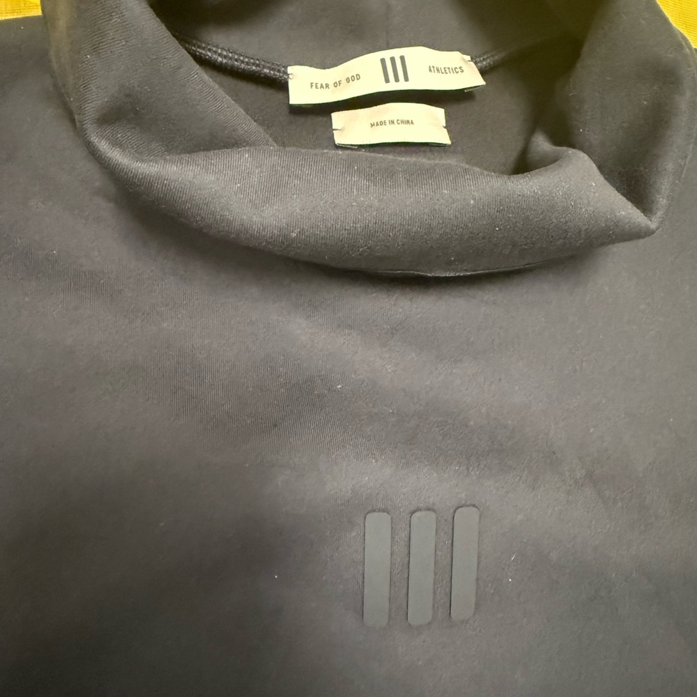 Adidas x Fear of God Athletics Moc Neck comfy Sweatshirt in Black size S Unisex - Picture 4 of 7